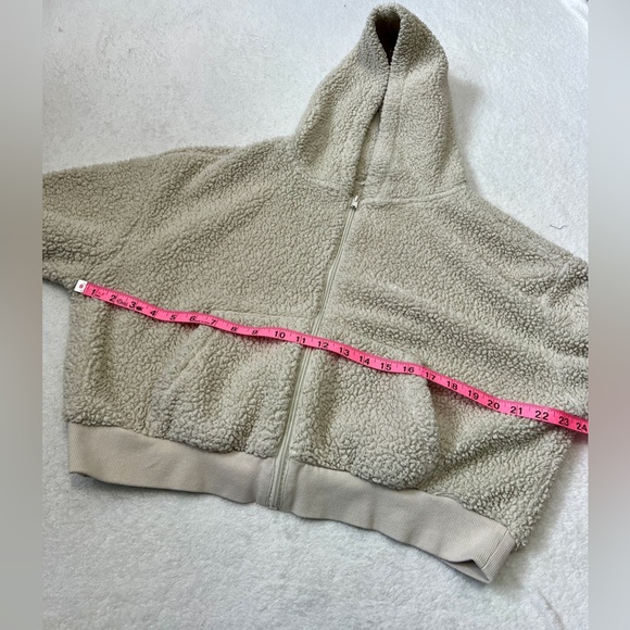 SKIMS Teddy Sherpa Cropped Full Zip Hooded Sweatshirt - Large - Picture 3 of 11